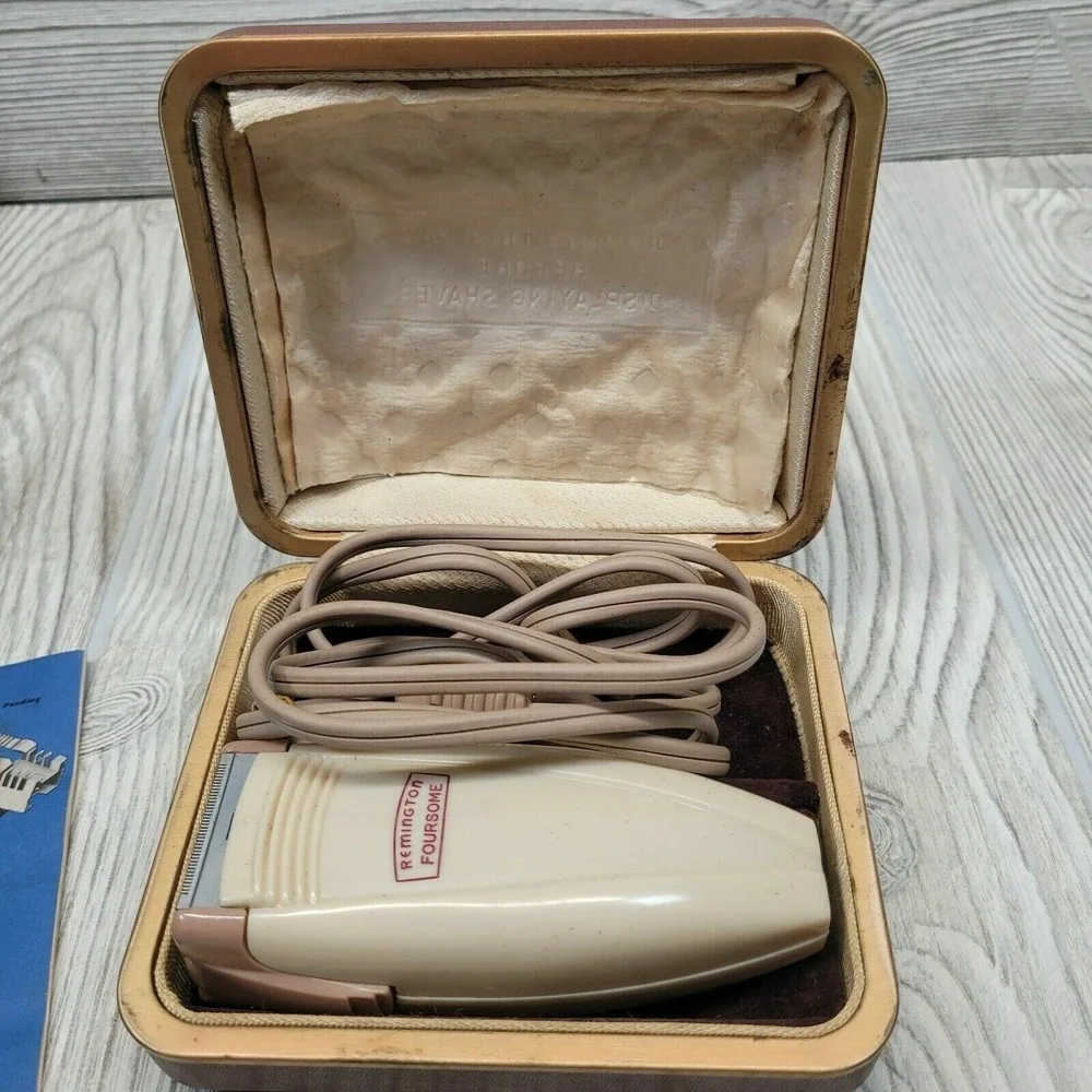 Remington Electric Shaver Mens Foursome Model 78 With Box Case PARTS ONLY Vtg